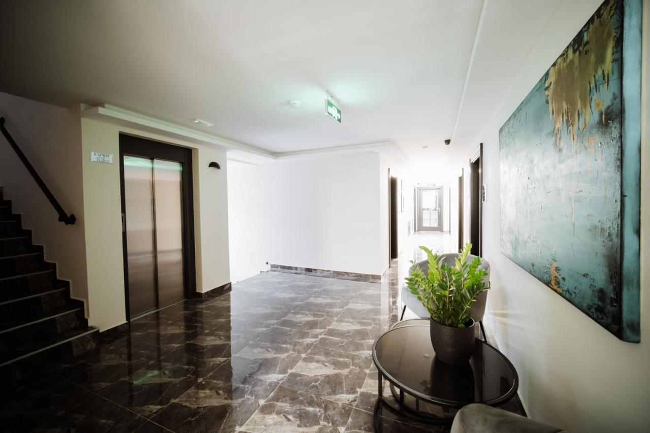 Hotel Barcode Wellness & Spa Sombor Bagian luar foto